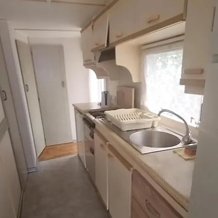 Joasia I Maciek Bungalowy * ヤロスワビエツ