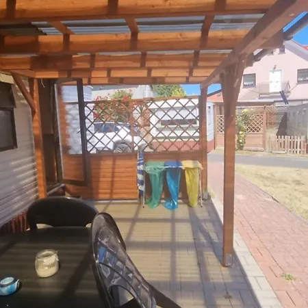 Joasia I Maciek Bungalowy * ヤロスワビエツ