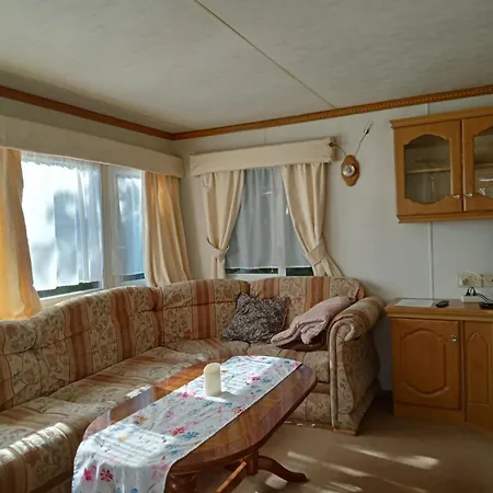 キャンプ場 Joasia I Maciek Bungalowy *